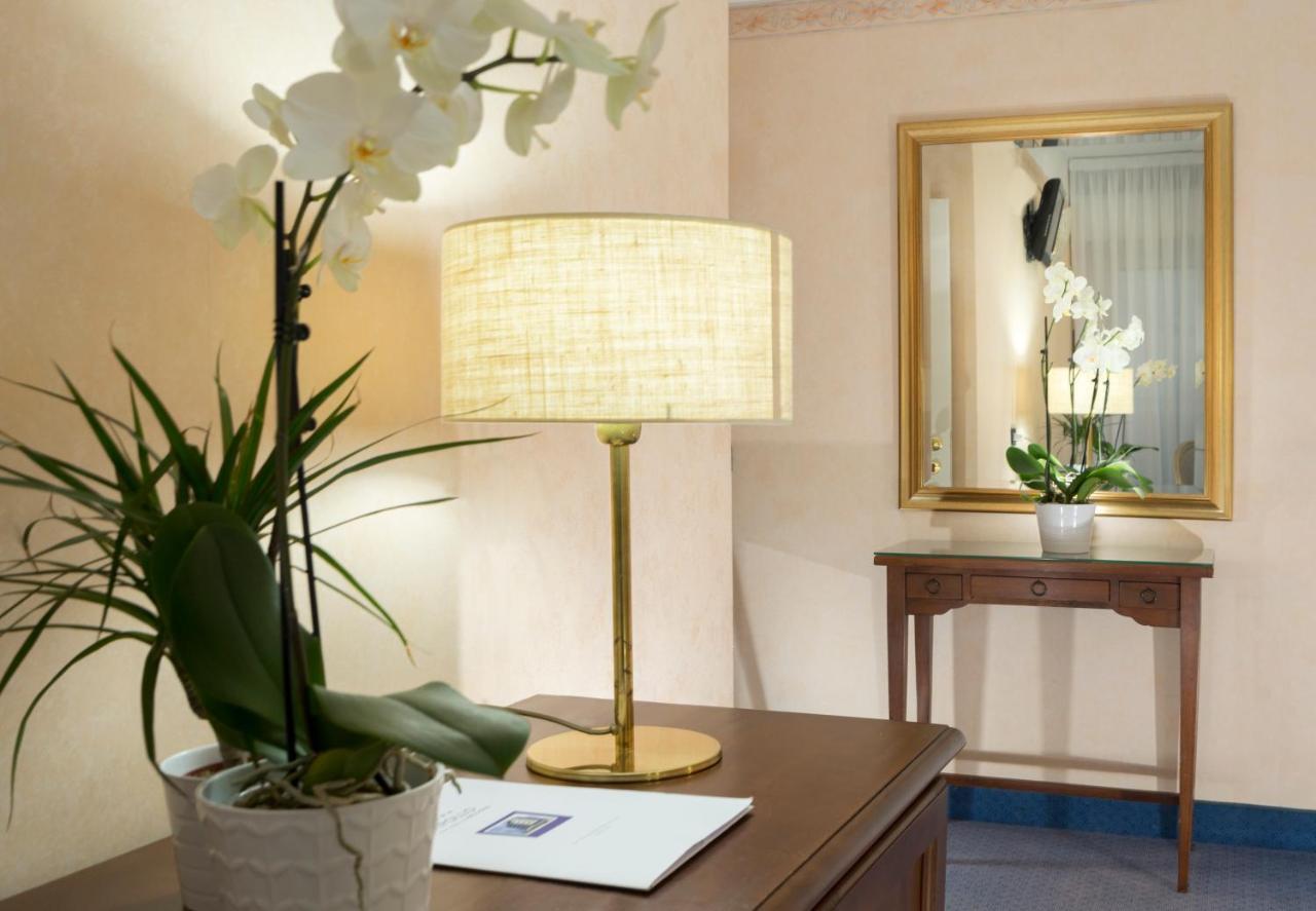Hotel Apollo Riccione Zewnętrze zdjęcie